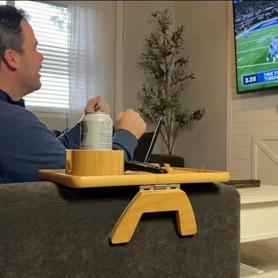 Tray_with_Cup_Holder