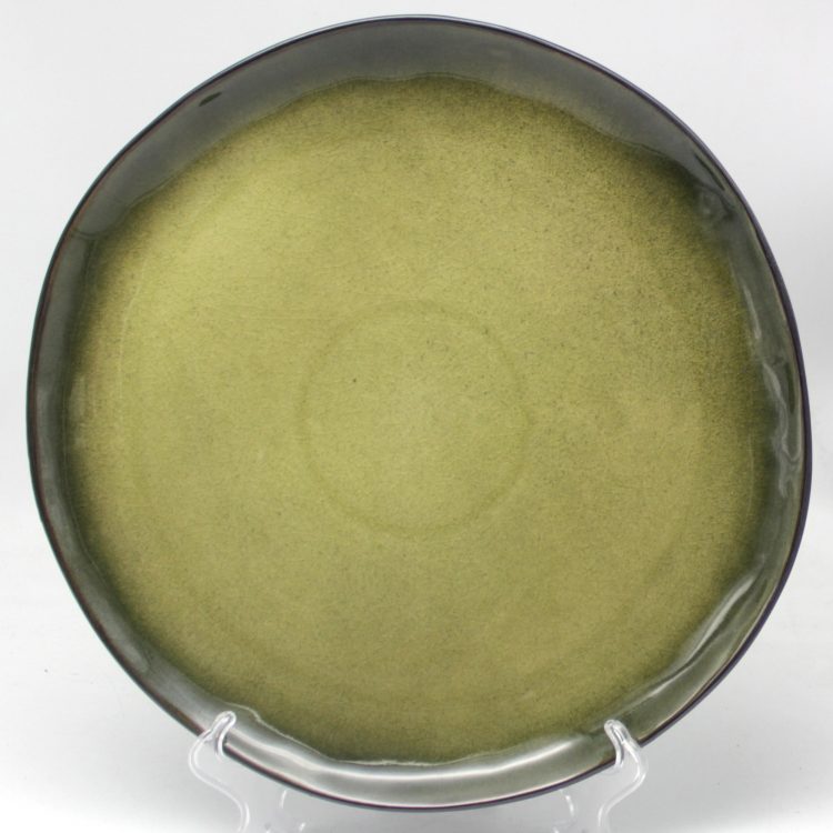 round reactive dinner plate