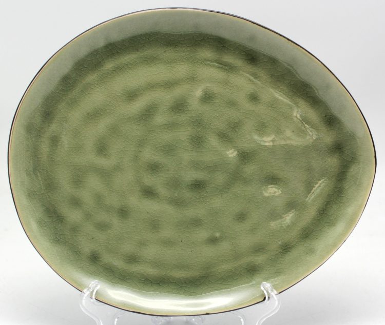 reactive dinner plate