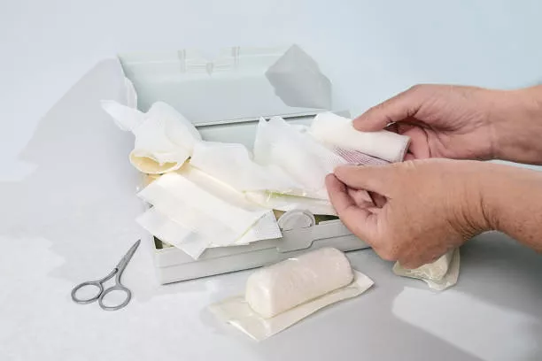 What_Items_Should_Be_in_a_First_Aid_Kit