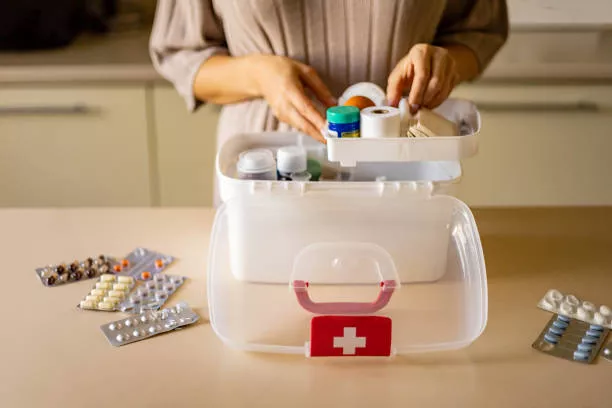 What_Medicines_Should_Be_in_a_First_Aid_Kit