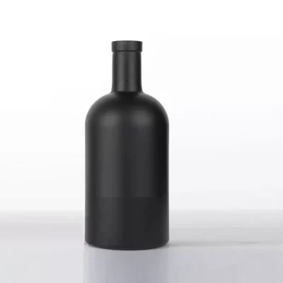 700ml_black_galss_bottle_3